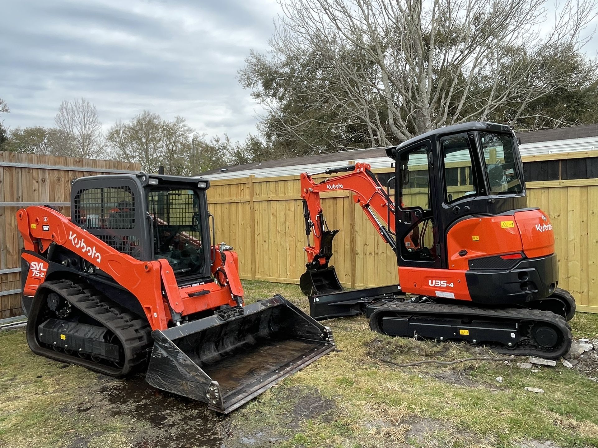 2023 Kubota Slid Steer 2024 Kubota Excavator 