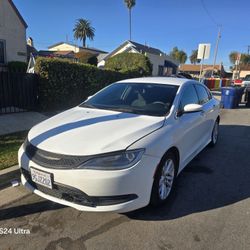 2016 CHRYSLER 200