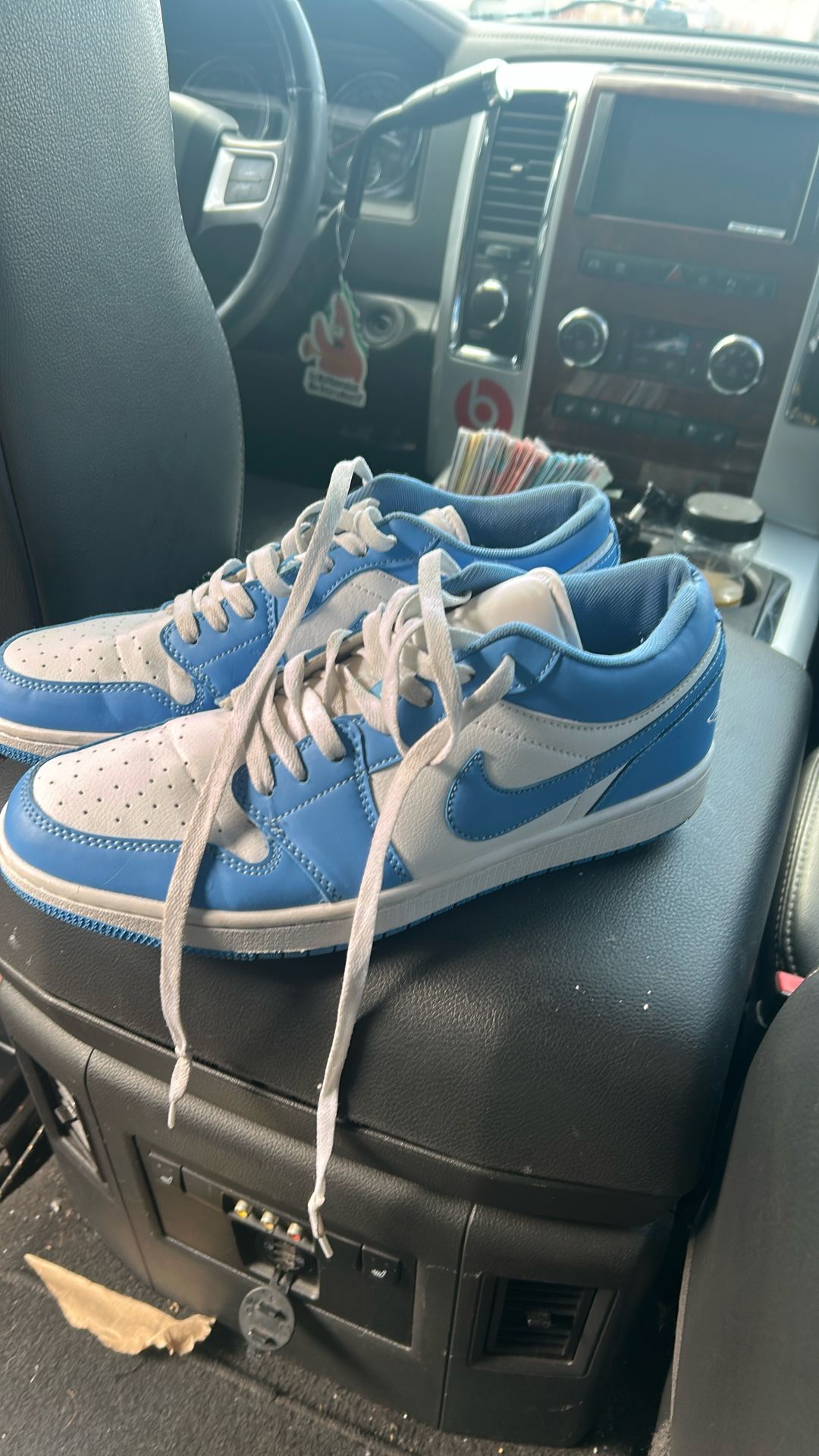 Jordan 1 Low