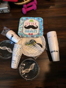 Party birthday paper plates and cups