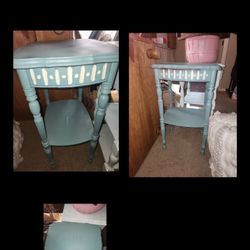 Antique Little Table/stand Measurements In Pictures
