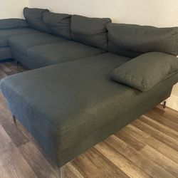 Couch Sectional 