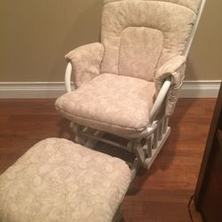 Glider with Ottoman cream and white