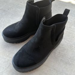 CHARLOTTE RUSSE Womens Lug Sole Platform Elastic Panel Chelsea Boots Ankle - 6
