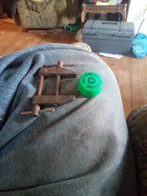 Very Small Clamp