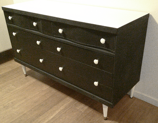 Bassett - MCM Black and White Dresser with 6 Drawers - Delivered