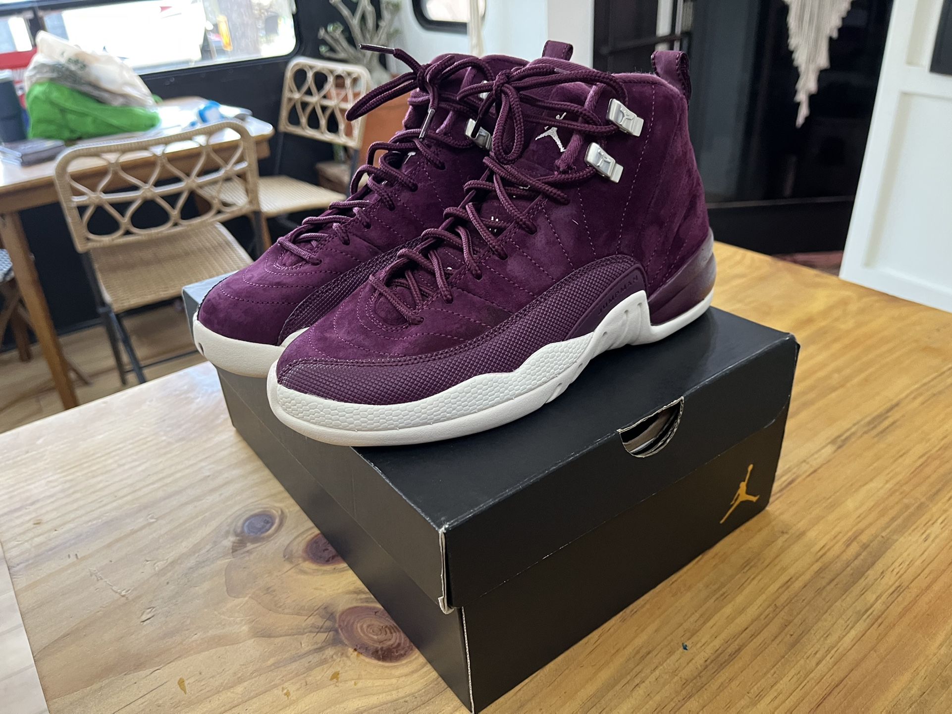 Air Jordan 12 Bordeaux Size 5.5Y GS for Sale in Calhoun TN
