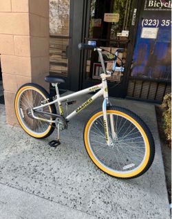 SE Bikes Basher 24" BMX Bike silver