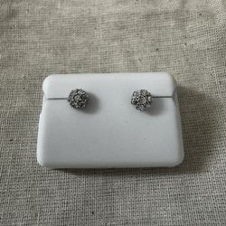 925 Sterling Silver Moissanite Studded Earrings 