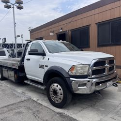 2017 Dodge Ram 5500 Tow Truck 