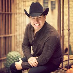 JULION ALVAREZ TICKETS 