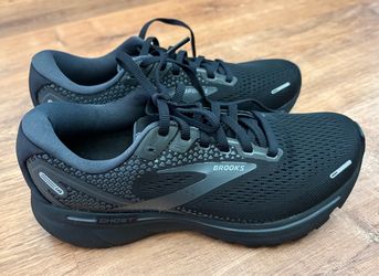 Brooks Ghost 14 Black Women’s Sneakers.   Size 7.5
