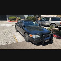 2005 Crown Victoria 