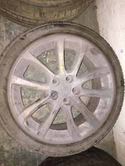 One 1 Wheel with tire for Toyota 225/45 r18