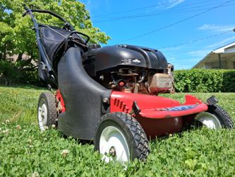 Snapper 21" Hi-Vac 6-Speed RWD Self-Propelled Lawn Mower