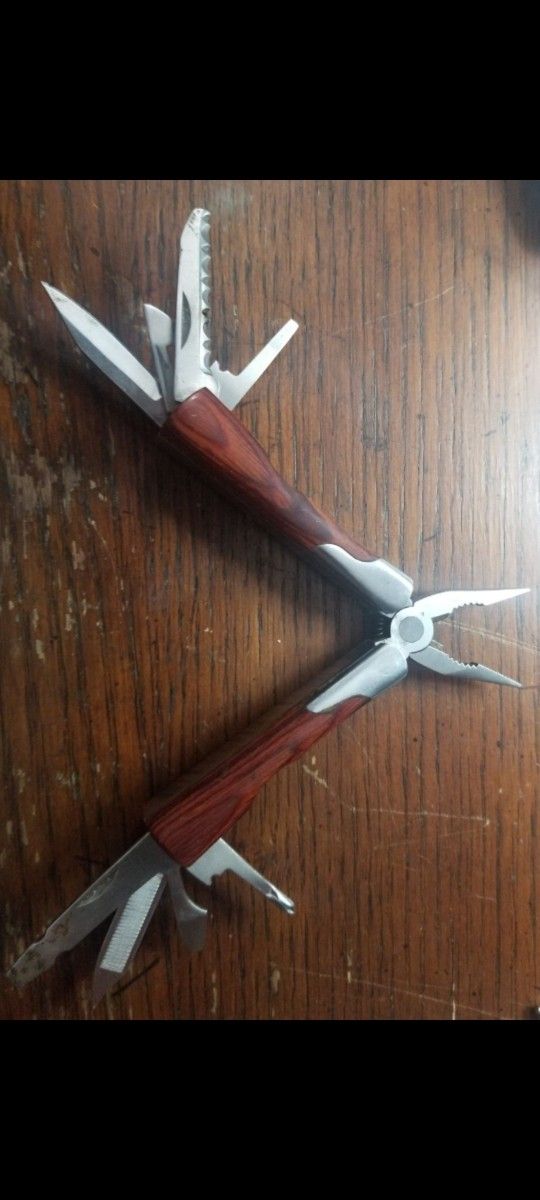 Sheffield 12-In-1 Multi Tool w/ Hardwood Handle Pliers Knife Blades Screwdrivers