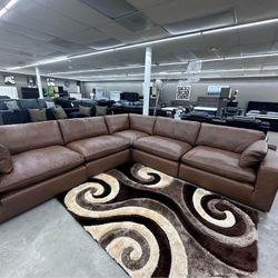 New🌊$10 Down Payment Finance 🌊Emilia Caramel 5 Piece Sectional ▪️# Sofa # Loveseat # Couch # Living Room Set Options Available
