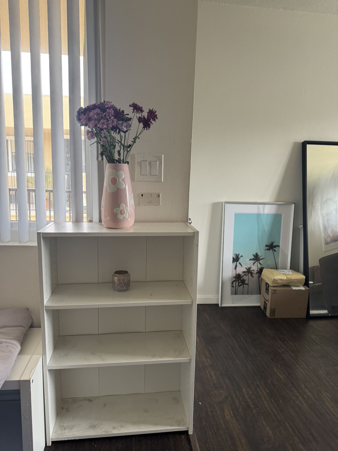 Bookshelf