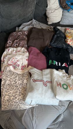 PRICES VARY READ AD Women’s sweatshirts, sweaters