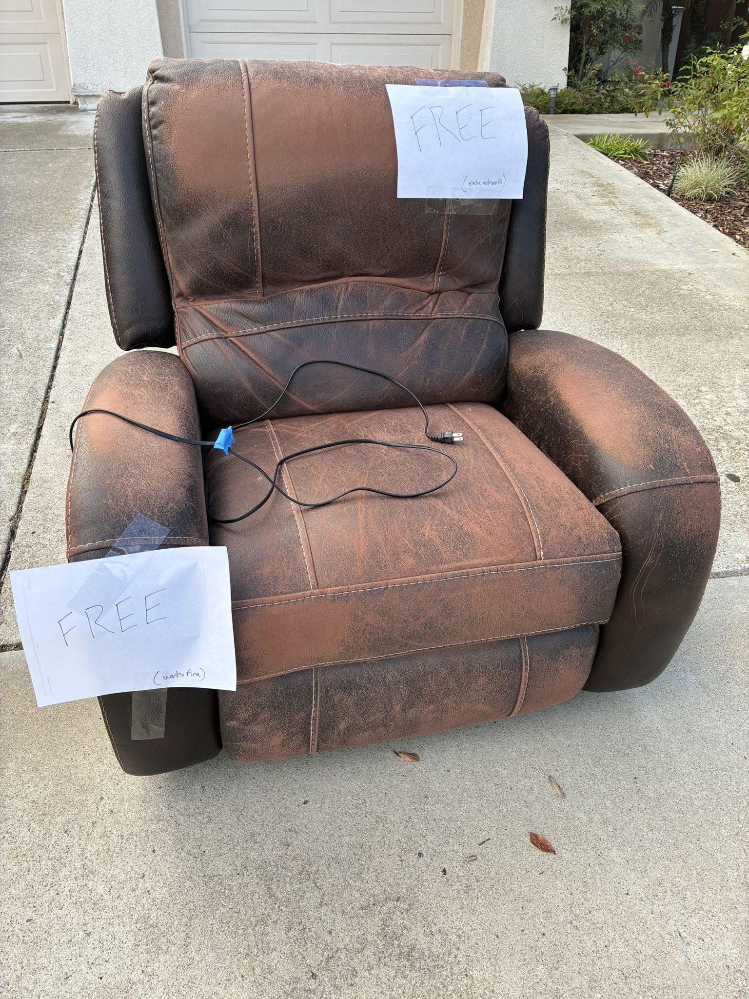 FREE - Power Recliner Chair