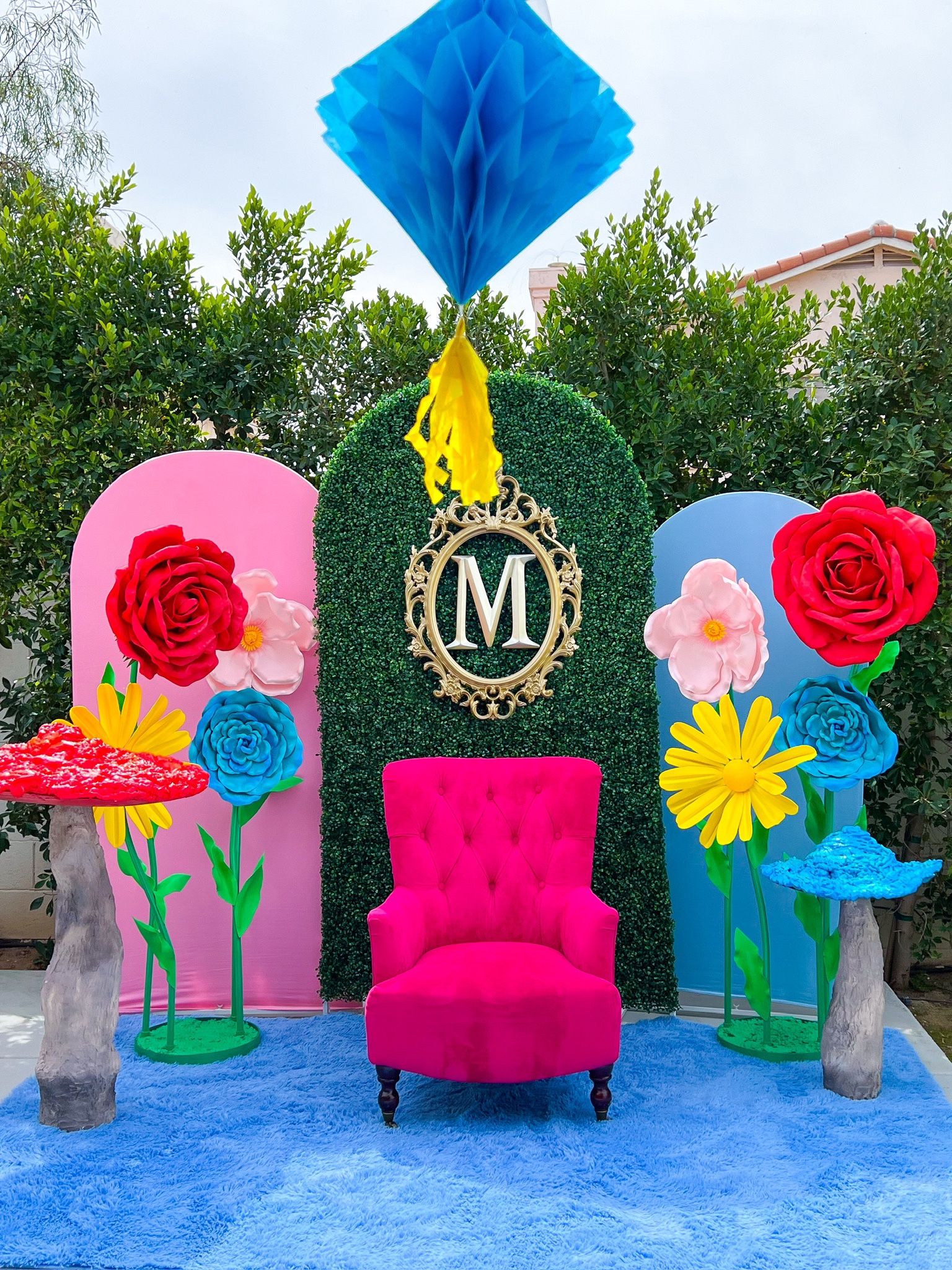 Flowers And Mushrooms Props / Party Decor