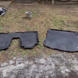 2011 Honda Crv LX  Weather Tech Front Floor Liner And Cargo Liner