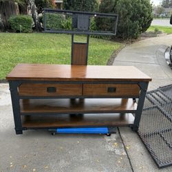TV Stand 
