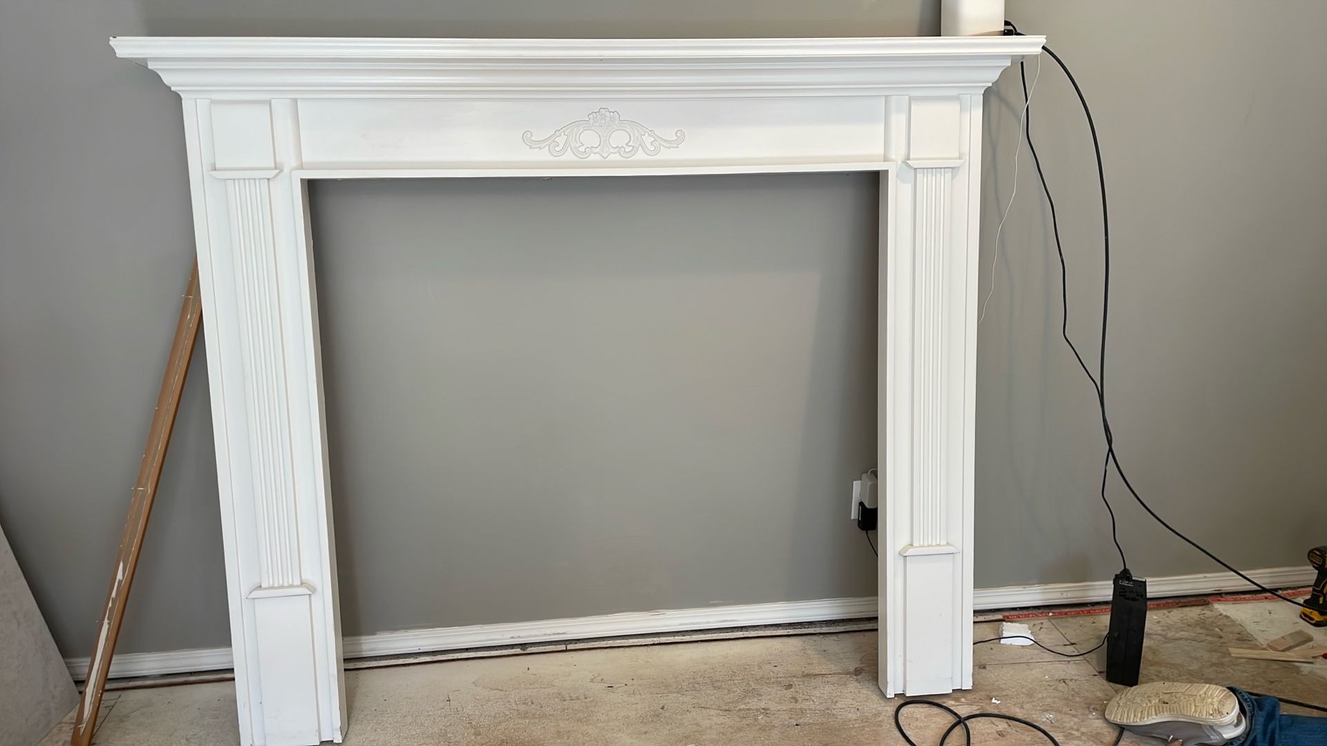 Fireplace mantle