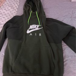 Men’s Nike hoodie