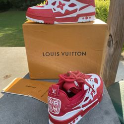 Lv Skate ( Brand New ) 