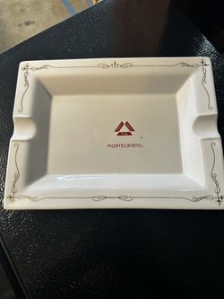 Montecristo Cigar Ashtray