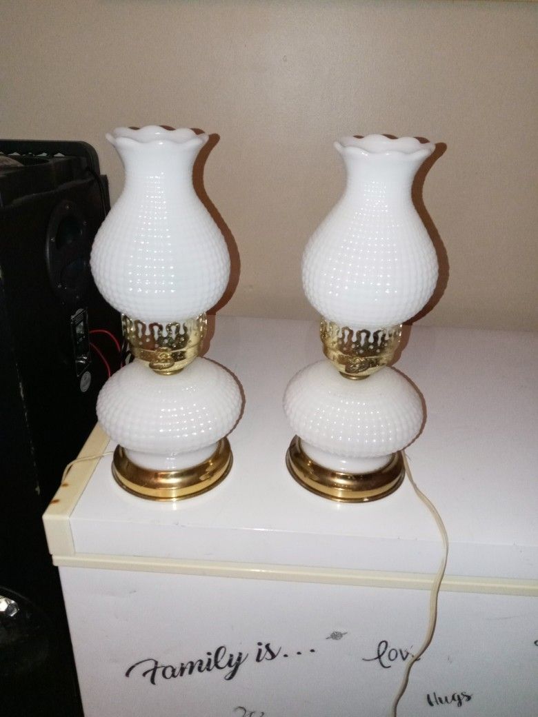 2 Nice Looking Old Fashion Style Lamps