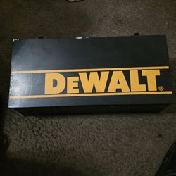 Dewalt 120W 1/2 Inch Angle Drill With Case