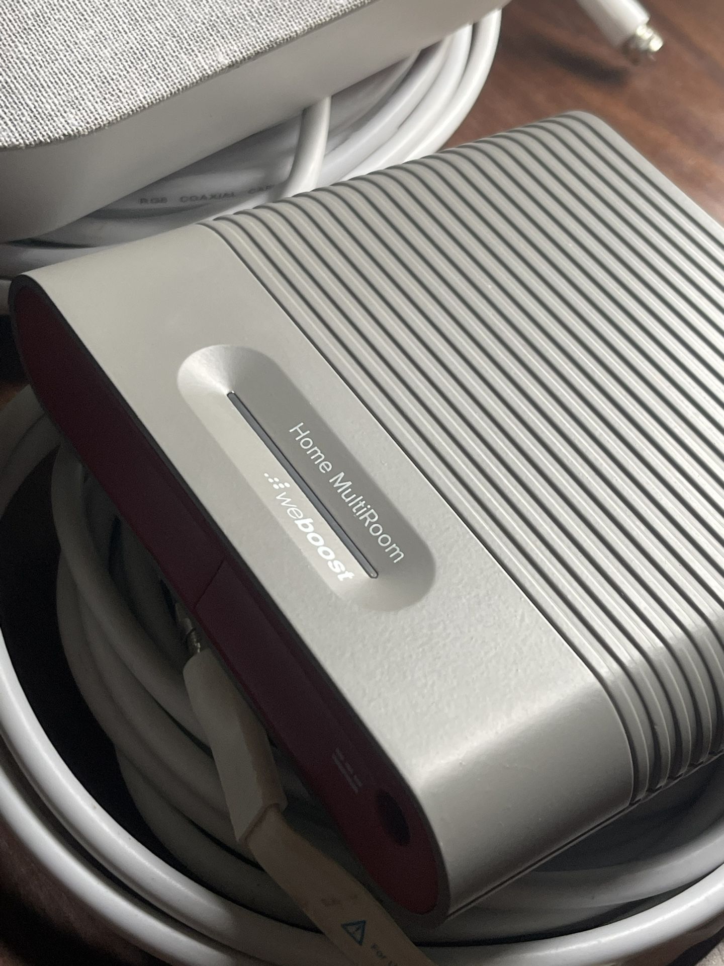 Weboost Multi Room signal Booster