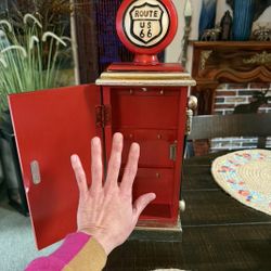 Route 66 Keychain Holder