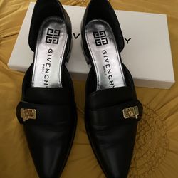 Givenchy Flats Size 40.5 (US 10)