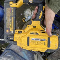 Dewalt 20v Brad Nailer Yes It Works
