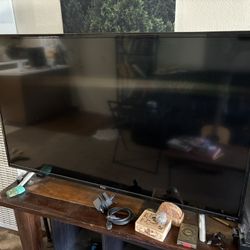 TCL 48” Smart TV