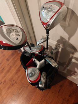 Mens Top Flite XL Full Set (D, 3W, 4H, 5H, 6-PW, Putter) Uniflex Steel & Graphite with Bag