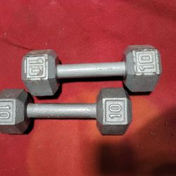 SET OF 10LB.  HEXHEAD DUMBBELLS TOTAL 20LBs 
11525 S HALSTED DUNKIN DONUTS/7111.S WESTERN WALGREENS 
20$  CASH ONLY AS IS 