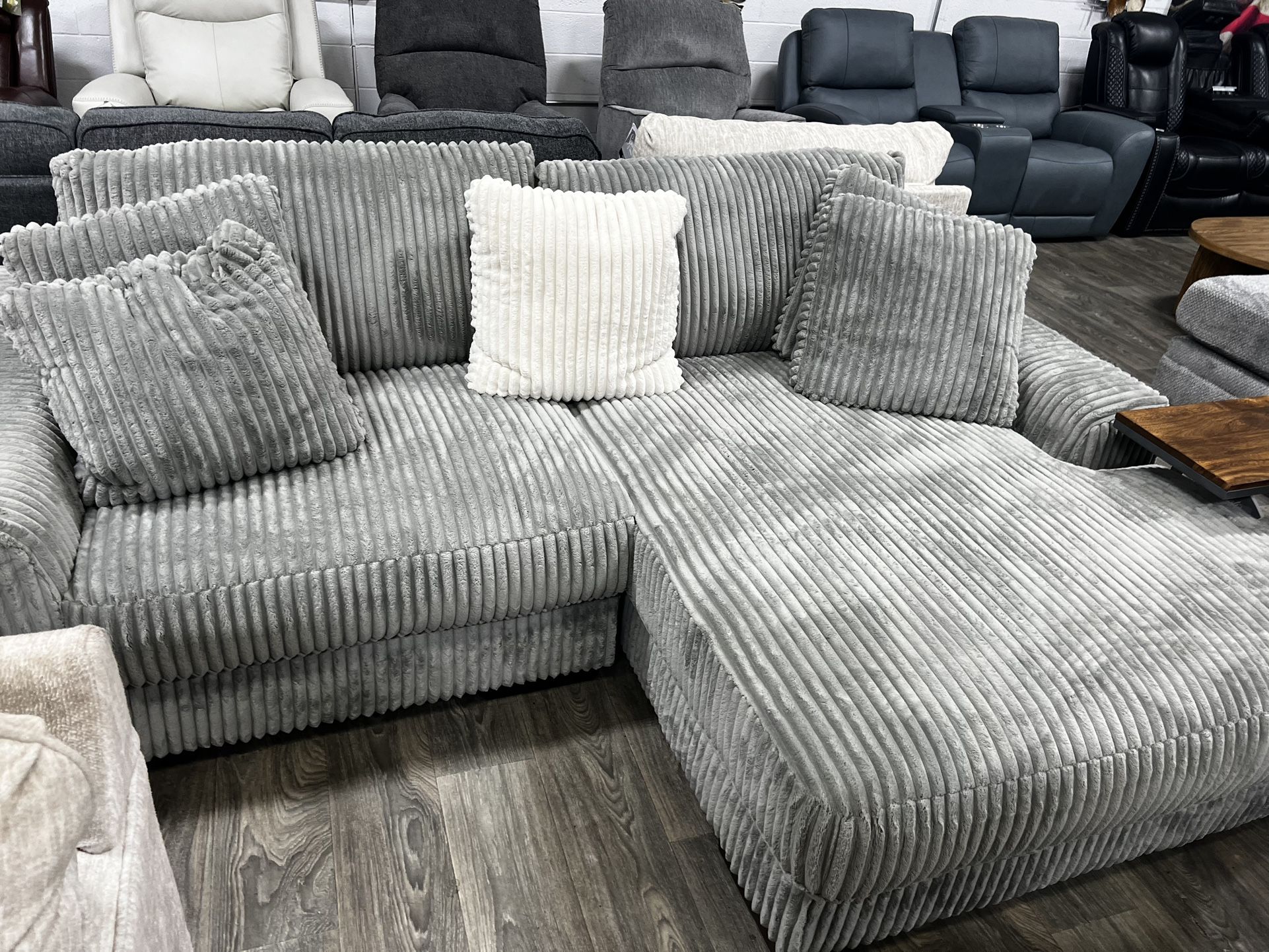 2 Piece Sectional