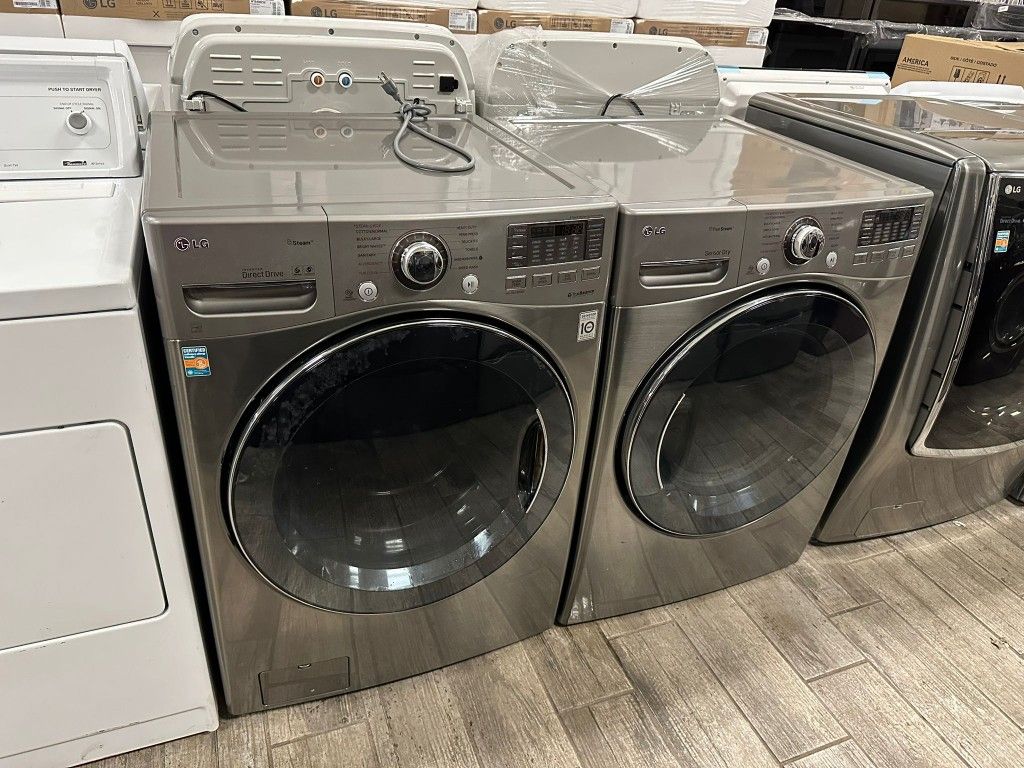 LG washer and dryer set electric Used with warranty