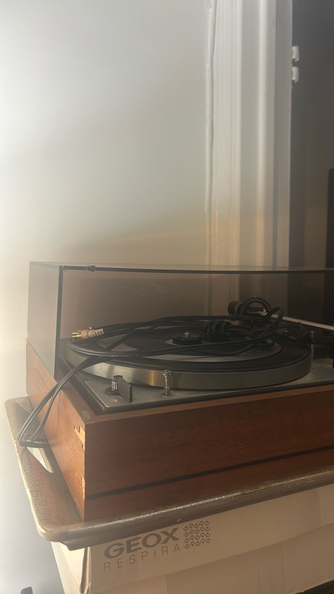United Audio Dual 1219 Turntable Record Player