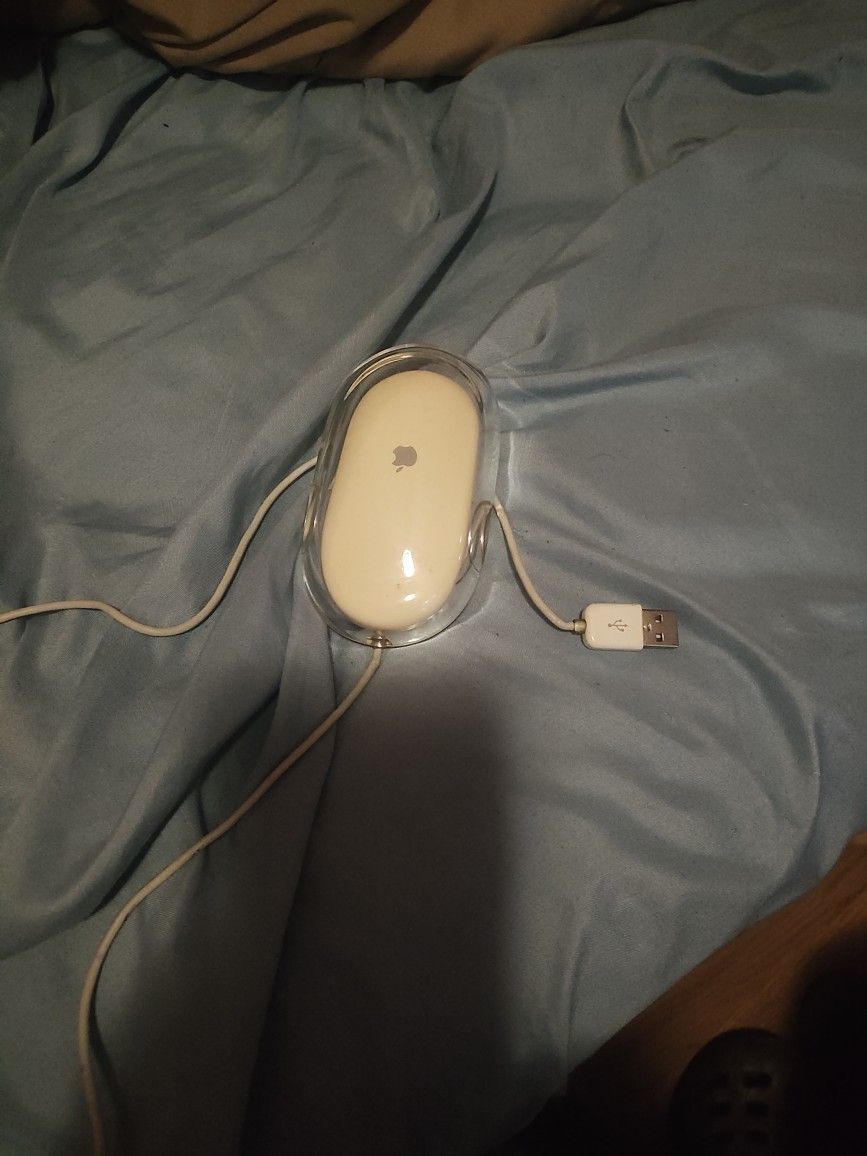 Apple Mouse