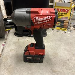 Milwaukee 1/2 Impact With 5.0 Battery 
