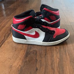 Nike Air Jordan 1 Mid “Bred Toe” Men’s Size 10