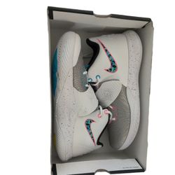 Kyrie Flytrap 3 "White/Blue Fury/Pink" Men's Basketball Shoe

