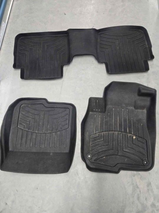 WEATHERTECH TRUCK MATS