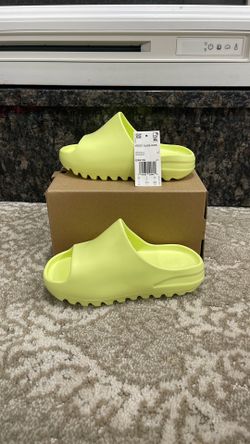 Yeezy Slide Kids Size 1