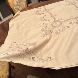 Beige embroidered rectangle tablecloth
